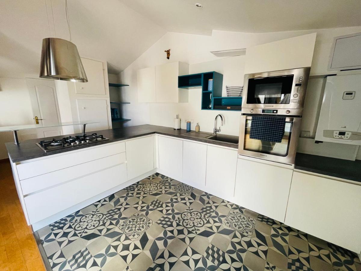 Le Confidentiel - Terrasse Et Garage Prive Apartment Nimes Ngoại thất bức ảnh